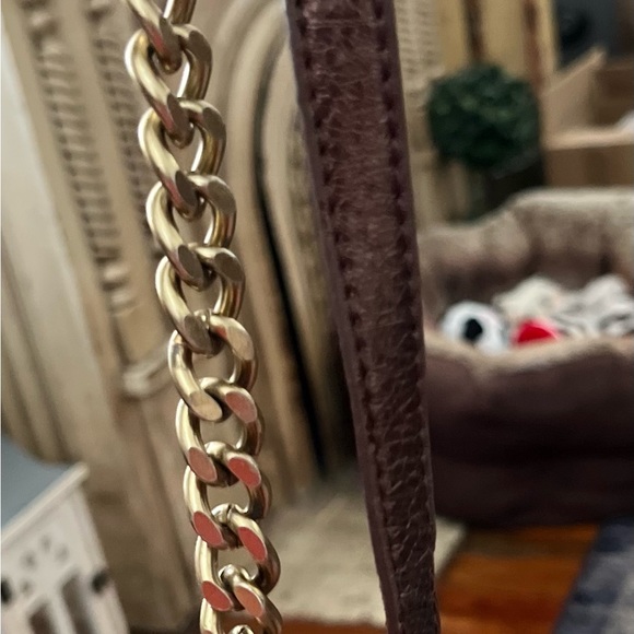 SAK unique pattern w/colors of tan, bronze, bits of almost olive green stylish - Picture 6 of 7